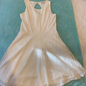 Keyhole White Sunday Dress|| Big Girls